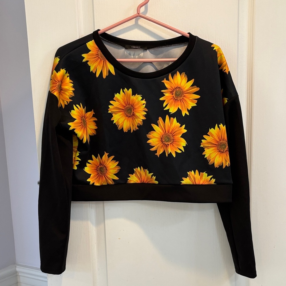 Forever 21 Black Sunflower Crop Top